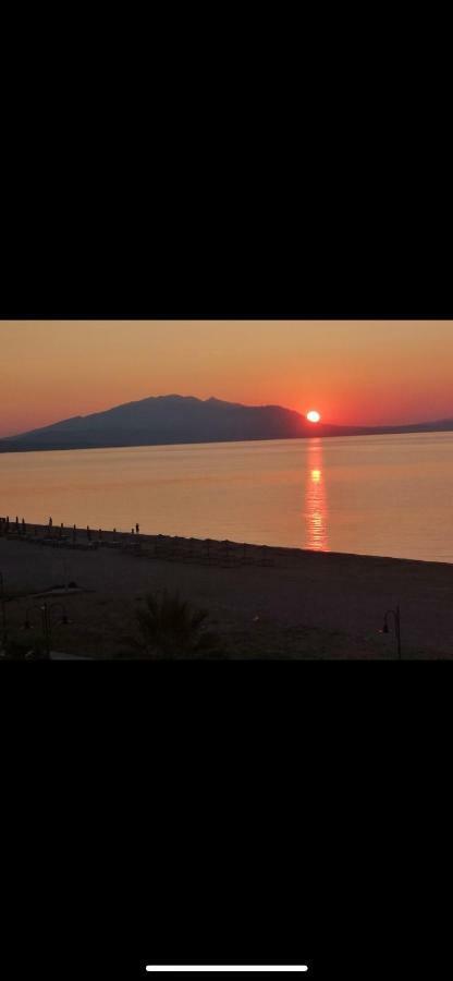 Villa Un Bel Posto Sea View Vrasná Eksteriør bilde